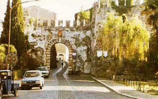 Genazzano - Muralha - Porta Romana